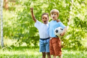 Muß Ich Dulden Wenn Ein Fußball Gegen Garagentor Gekickt Wird