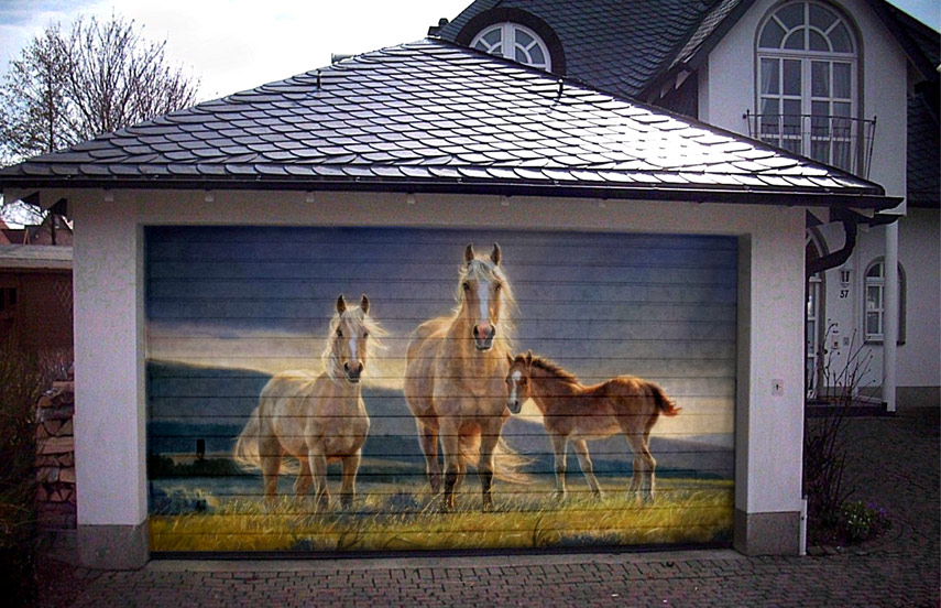 Gestaltun Garagentoren Mit Grafitti Aus Berlin Brandenburg