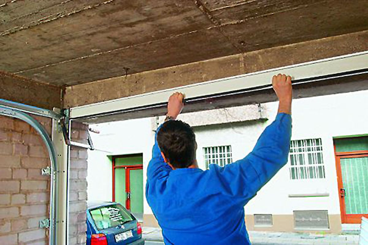 Fenster Und Tür In Garagentor Selber Einbauen – Schritt-für-Schritt Anleitung für mehr Komfort und Licht