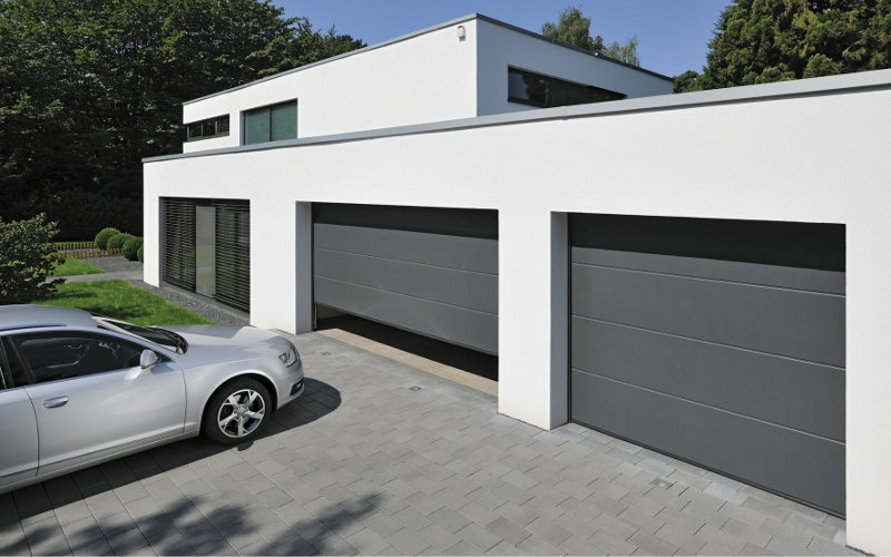 Garagentor Für Fertiggarage Mit Winkeln In Ecken – Die Beste Lösung Für Komplizierte Einbausituationen