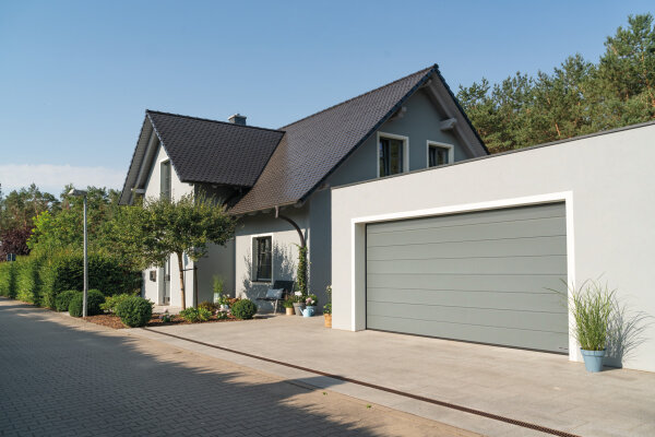 Schellenberg Sektional-Garagentor 2500 x 212,5 cm – Die perfekte Lösung für moderne Garagen