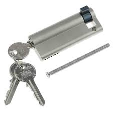 Halbzylinder für Garagentor mit senkrechten Lamellen – die perfekte Lösung