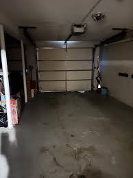 Garagentor schließt nicht vollständig am Boden – Ursachen & Lösungen