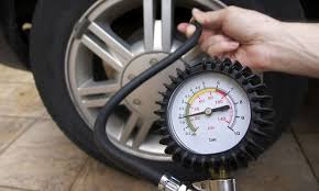 Wohnwagen Reifen Lusft Ablassen Für Garagentor